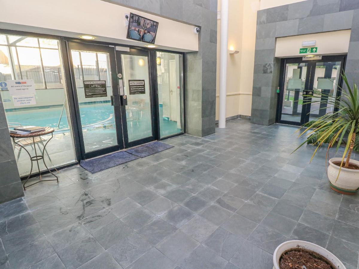 Cambrie Apartment Tenby Exterior photo